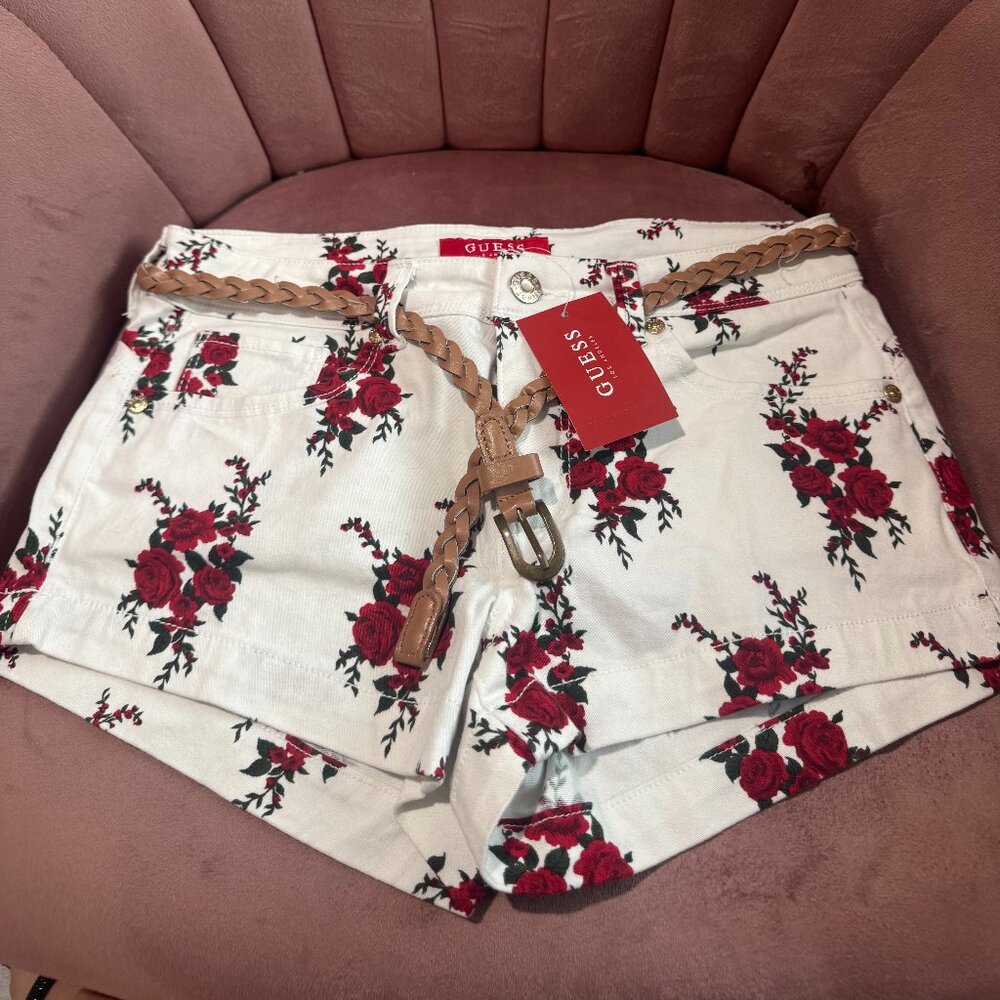 CHORS GUESS TALLA CHICA